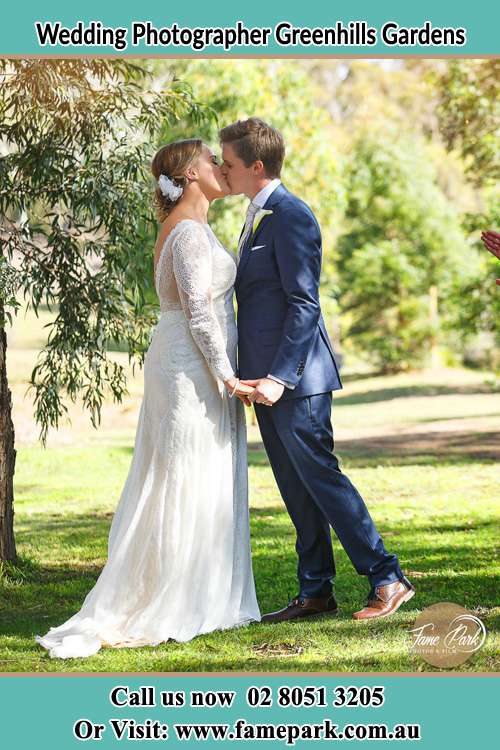 Photo of the Bride and the Groom kissing Greenhills Gardens NSW 2323