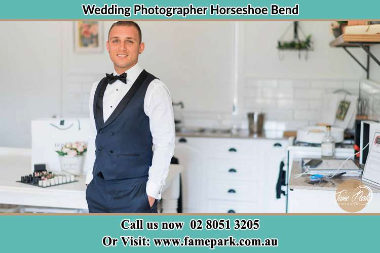 Photo of the Groom striking a pose to the camera Horseshoe Bend NSW 2320